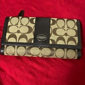 Coach wallet very clean